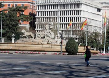 En Madrid amplían restricciones de movilidad a otras 8 zonas y el Gobierno recomienda el confinamiento total de la ciudad