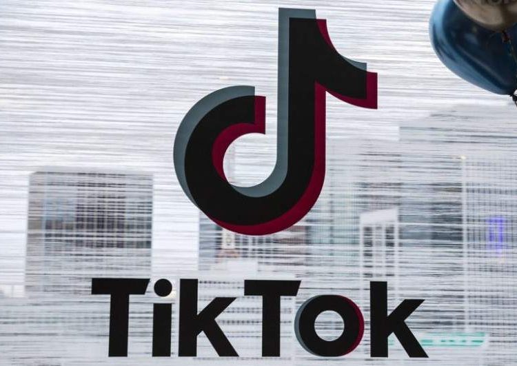 Donald Trump anunció un acuerdo con Oracle y Walmart que permitiría a TikTok continuar las operaciones en EE.UU