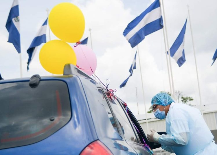 Nueve pacientes de covid-19 le ganan la batalla a la enfermedad en Hospital El Salvador