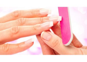 (VIDEO) Una peligrosa tendencia en TikTok acarrea un daño permanente en los dientes