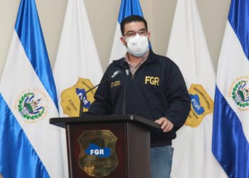 FGR pide eliminación de fuero a funcionarios en caso de delitos comunes