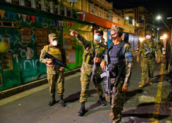 FAES realizó amplio patrullaje en el centro de San Salvador