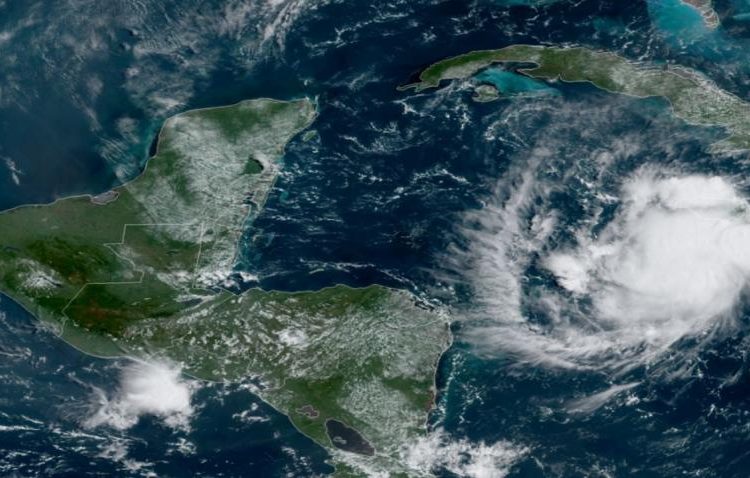 Se decreta Alerta Verde a nivel nacional por influencia de la tormenta tropical “Nana”