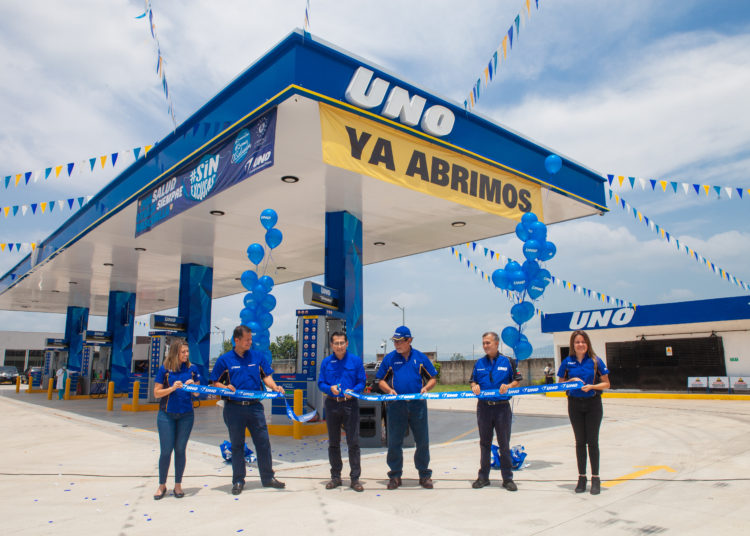 UNO El Salvador inaugura estación de servicio número 97