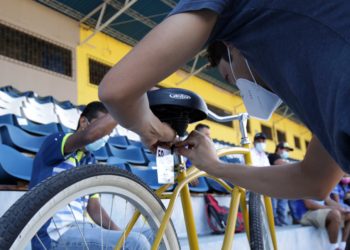 Ciclismo: Capacitan a comisarios en el uso de chips electrónicos