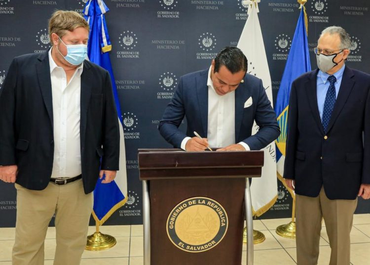 Gobierno destina $45 millones para el Programa de Fortalecimiento de Resiliencia Climática de los Bosques Cafetaleros