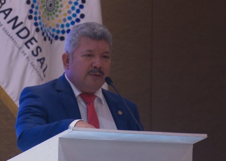 BANDESAL lanza nueva oferta comercial para empresarios de distintos sectores de la economía