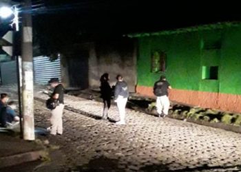 Delincuentes dejan cadáver desmembrado de una mujer en Puerto El Triunfo