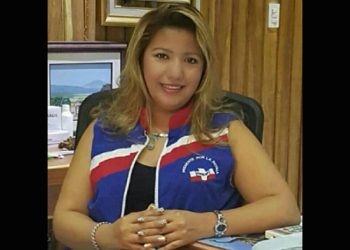 VIDEO | Sorprenden a diputada de Arena atribuyéndose la entrega de bolsas solidarias del Ejecutivo