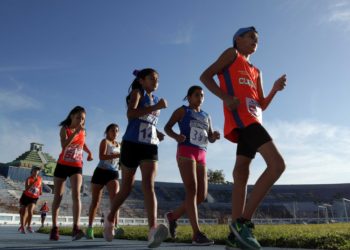 Frank Hernández y Melany Trejo dominaron en la prueba de marcha
