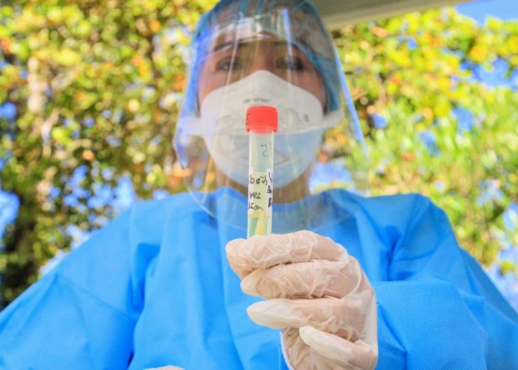 Salud realiza tamizaje comunitario para detectar Covid-19 en San Buenaventura, Usulután