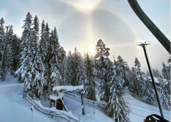 Esquiadores suecos se ven sorprendidos por un raro e impresionante halo solar