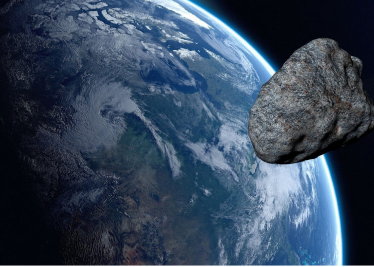 Un asteroide del tamaño de la torre Eiffel se aproxima a la Tierra