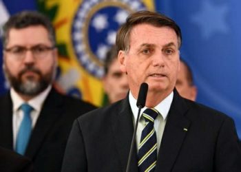 Crisis de la pandemia derrumba popularidad de Jair Bolsonaro