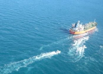 La Guardia Revolucionaria iraní incautó un petrolero surcoreano y Seúl envió a una unidad antipiratería