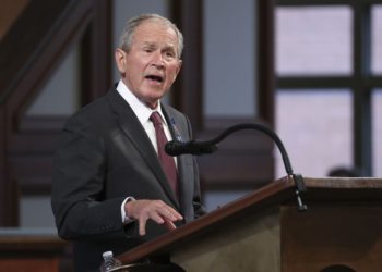 Expresidentes y líderes políticos de EE.UU. condenan el asalto al Capitolio