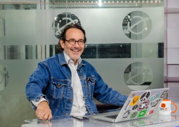 Carlos Bruch: «El pueblo se cansó de haber sido engañado por políticos que se metieron por la fuerza al poder»