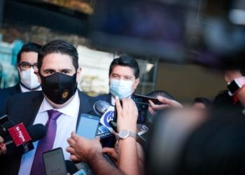 CEL entrega más evidencias en FGR sobre presunta corrupción en presa El Chaparral por gobiernos anteriores