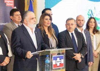 ARENA abre proceso sancionatorio a concejala de San Salvador por haber denunciado a Muyshondt por amenazas