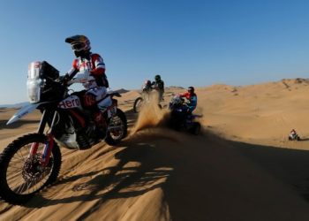El piloto indio Santosh, en coma inducido tras sufrir un accidente en el Rally Dakar