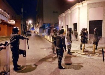 Honduras volvió el domingo al toque de queda ante el incremento de casos de covid-19