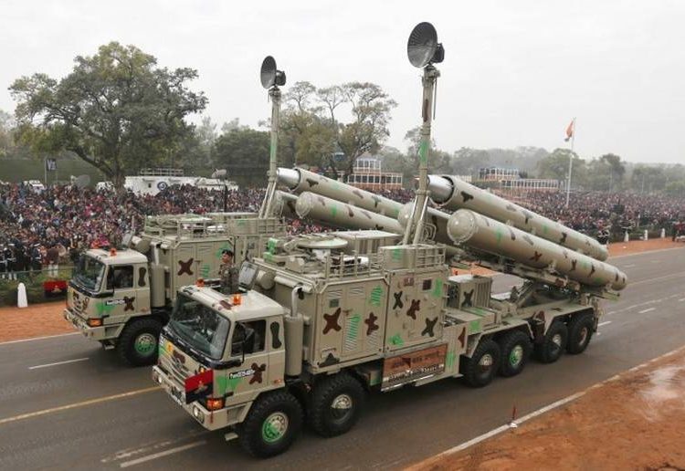 Un indio compartió secretos militares con agentes pakistaníes a cambio de fotos de mujeres desnudas