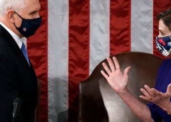 Nancy Pelosi dará a Mike Pence 24 horas para invocar la Enmienda 25 para destituir a Donald Trump de su cargo