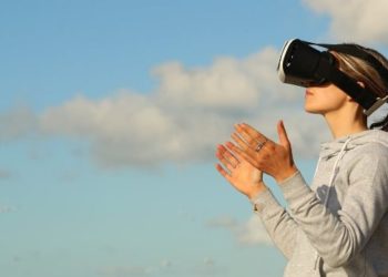 Apple lanzará en 2023 un casco de realidad virtual con los más potentes procesadores y resolución avanzada