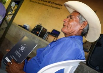 Familias de Rosario de Mora reciben apoyo del Gobierno para construir sus viviendas