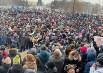 Más de 300 personas fueron detenidas en distintas ciudades de Rusia en las manifestaciones a favor del opositor Alexei Navalny