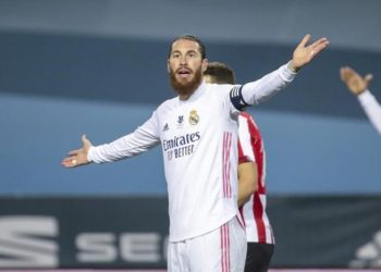 Sergio Ramos se aleja del Real Madrid