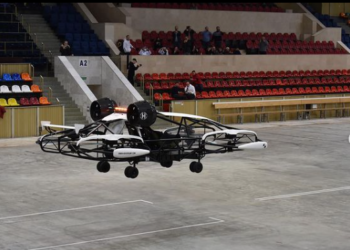 (VIDEO) Ponen a prueba en Moscú un taxi aéreo autónomo