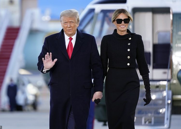 Reviven rumores de divorcio entre Donald Trump y Melania