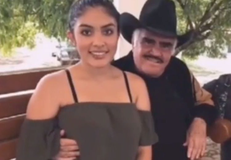 Nuevo escándalo para Vicente Fernández, denuncian tercer caso de acoso a sus fans