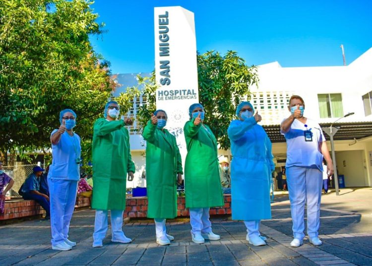 Salud ha aplicado la primera dosis de la vacuna anti-Covid-19 a 16,300 profesionales de primera línea