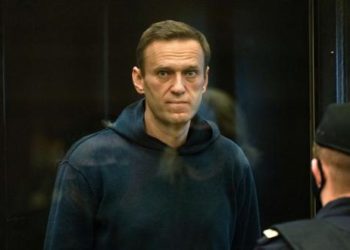 El líder opositor ruso Alexei Navalny fue condenado a 2 años y medio de prisión y sus seguidores convocaron a protestar en las calles