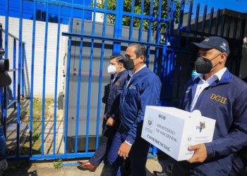 Ministerio de Hacienda presenta en FGR casos de presunta evasión al fisco por $2 millones