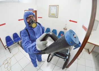 Desinfectan Unidad de Salud Nuevo Cuscatlán para garantizar la salud de médicos y pacientes