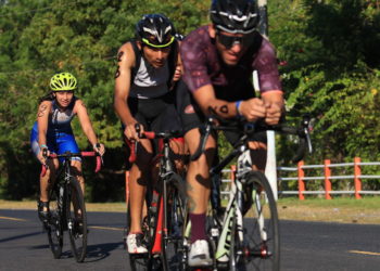 La Federación Salvadoreña de Triatlón organizará este próximo domingo la Duatlón 2021 en los alrededores de Multiplaza