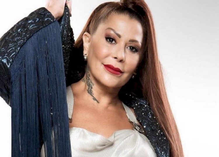 Revelaron que Alejandra Guzmán habría agredido a su novio con un cuchillo