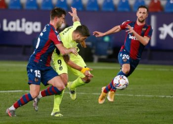El Atlético empata ante el Levante y da margen a sus perseguidores en La Liga