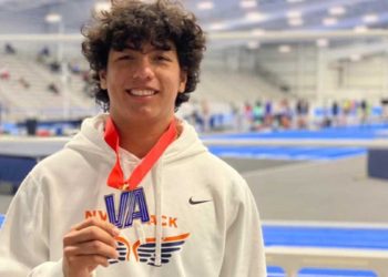 El atleta salvadoreño Carlo Aguilar quiere imponer una nueva marca centroamericana en impulsión de bala