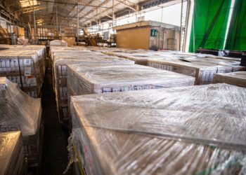 Gobierno entregará a partir de este lunes computadoras a estudiantes y maestros