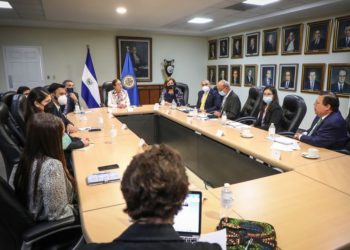 Misión Especial de la OEA se reúne con Gobierno para analizar situación política del país