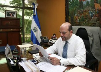 Fallece director de Protocolo de la Asamblea Legislativa, Eduardo Cálix