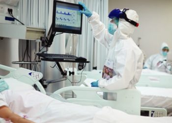 Alertan que la variante de California del COVID-19 es más contagiosa que las otras