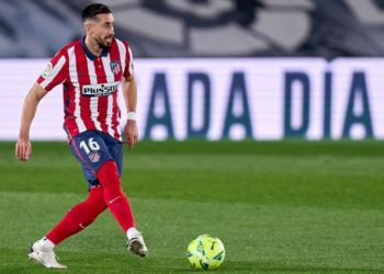 Héctor Herrera, el volante mexicano del Atlético de Madrid, dio positivo a covid-19