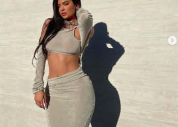 Kylie Jenner usa prenda típica mexicana al estilo «Garibaldi» e impone moda en Instagram