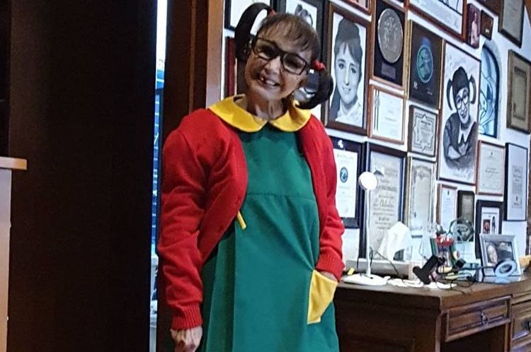 La Chilindrina habló de sus tumores en los senos derivados de décadas de vendarse el busto