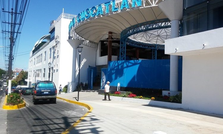 Alcaldía de San Salvador adeuda 33 meses de alquiler de Mercado Cuscatlán